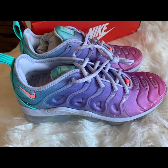 SOLD❌Nike air vapormax plus - Picture 8 of 16